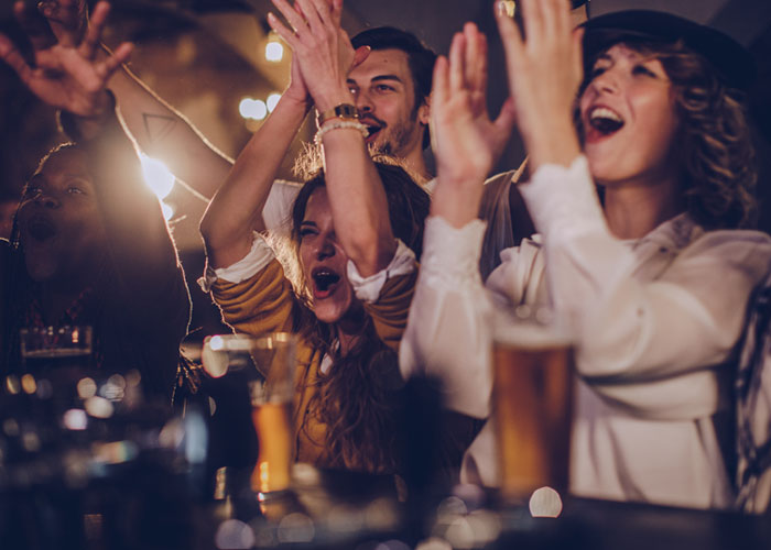 LegendsSportsCafe-1058825684